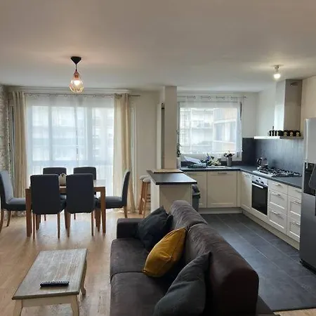 Super 3 Pcs Et Parking Aux Portes De Paris Et Stade De France A Proximite Des Sites Touristiques Parisiens Montmartre , Champs Elysee ,Chatelet Etc Et Des Transports Metro,Rer ,Wifi Disponible Saint-Ouen  Exterior photo