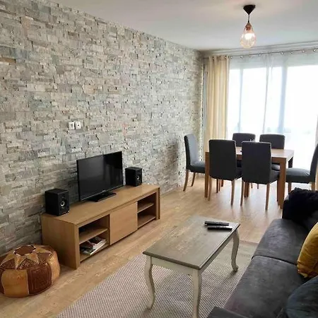 Super 3 Pcs Et Parking Aux Portes De Paris Et Stade De France A Proximite Des Sites Touristiques Parisiens Montmartre , Champs Elysee ,Chatelet Etc Et Des Transports Metro,Rer ,Wifi Disponible Saint-Ouen  Exterior photo