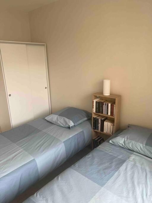 Super 3 Pcs Et Parking Aux Portes De Paris Et Stade De France A Proximite Des Sites Touristiques Parisiens Montmartre , Champs Elysee ,chatelet Etc Et Des Transports Metro,rer ,wifi Disponible Apartment *